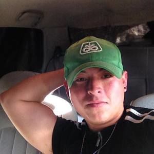 Meet your Posher, Luis